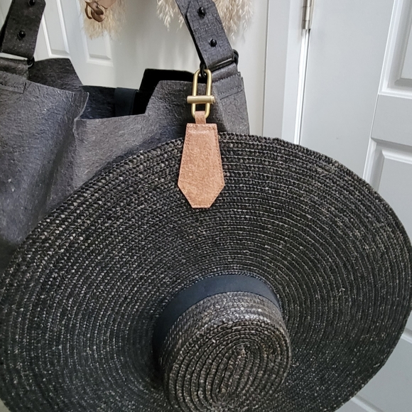 EYASI magnetic holder Pink - Picture 6 of 9